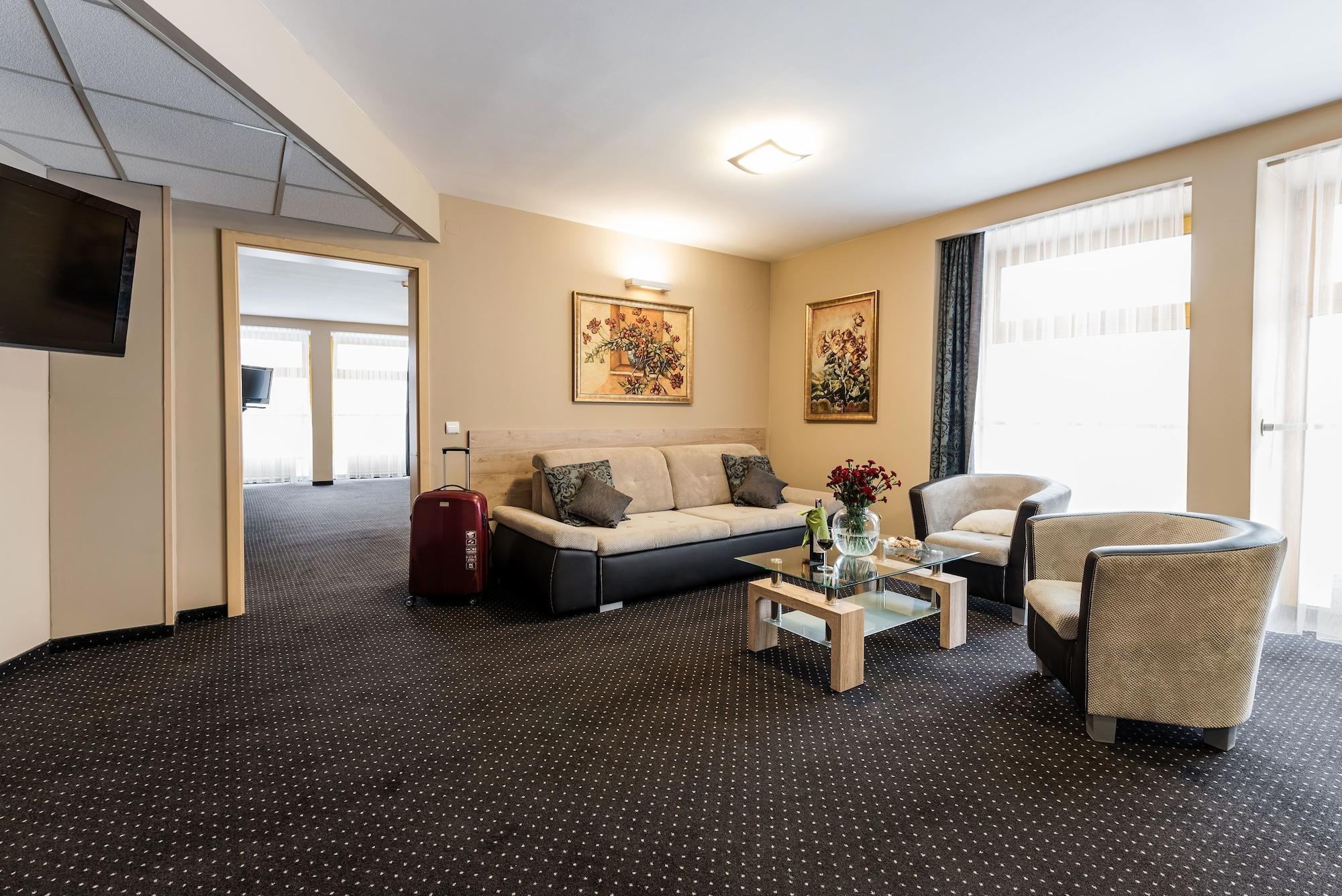 Hotel Wilga 크라쿠프 외부 사진